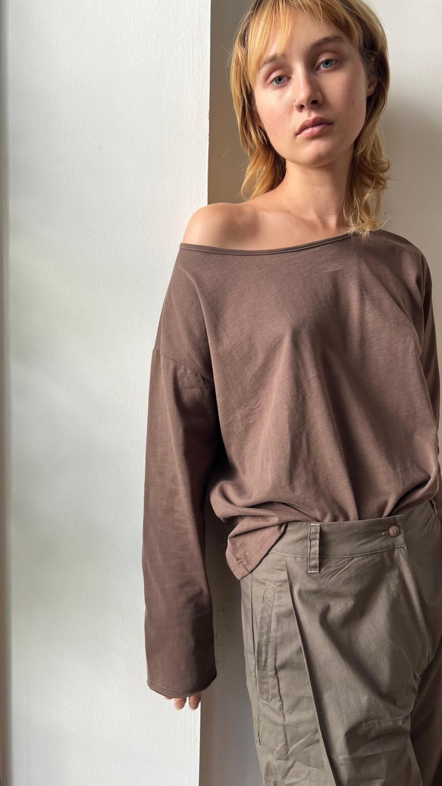 Wide neck shirt - Brown