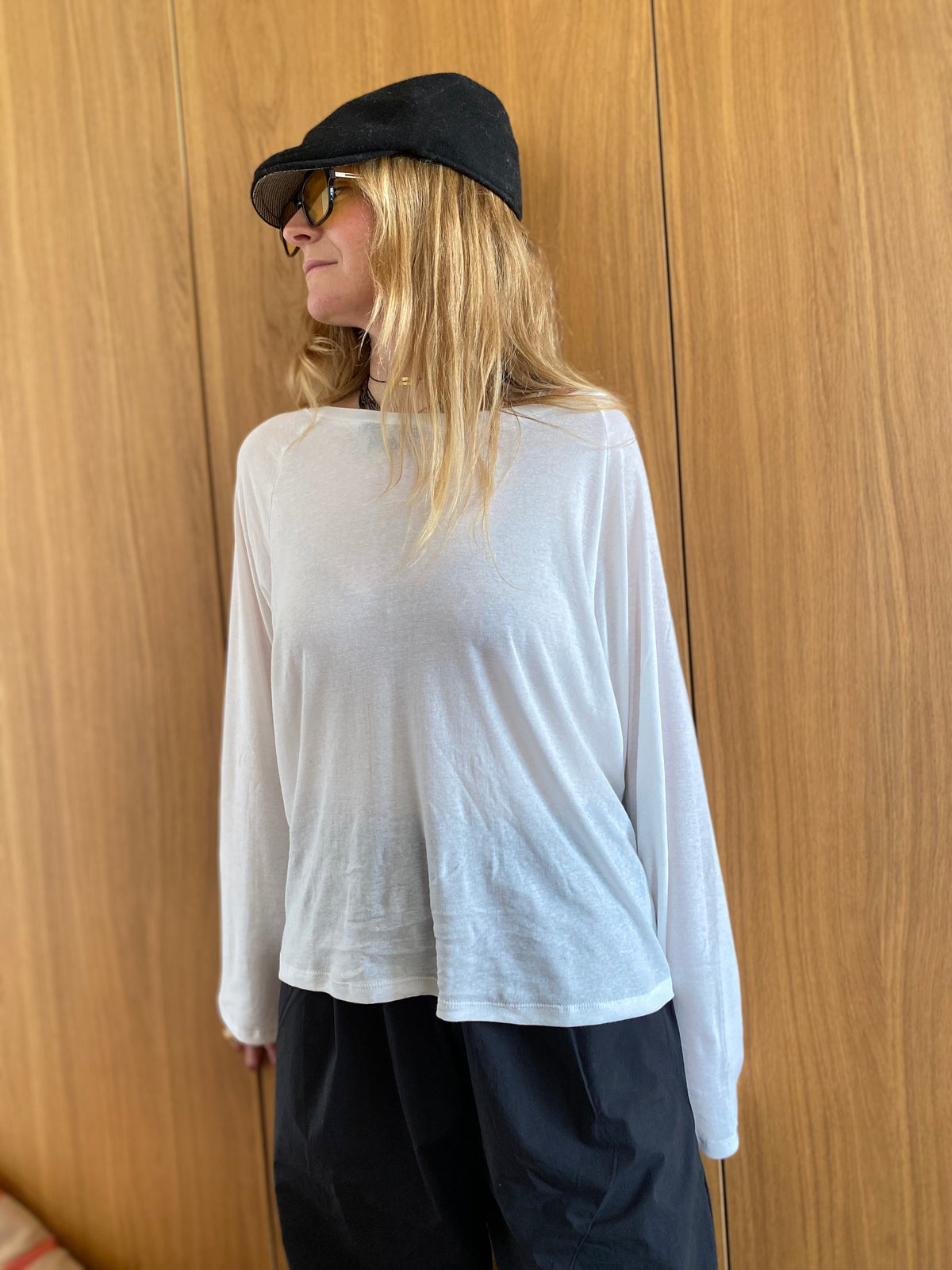 חולצת רגלן - לבנה