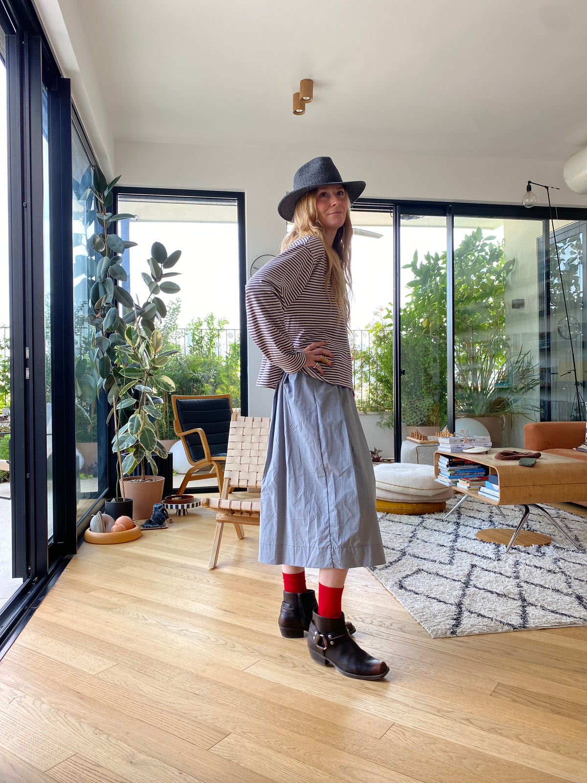 חולצת פסים -  סגול שמנת