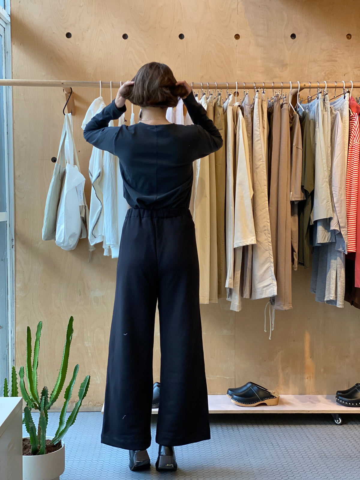 מכנסיי פריז שחור