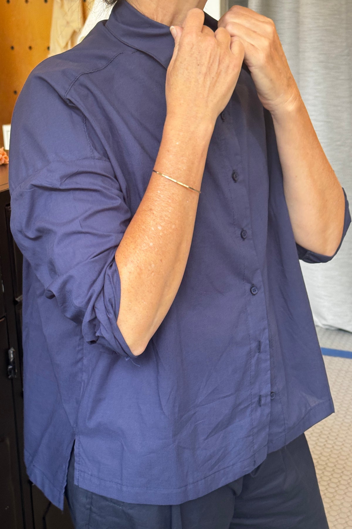 מכופתרת יפן