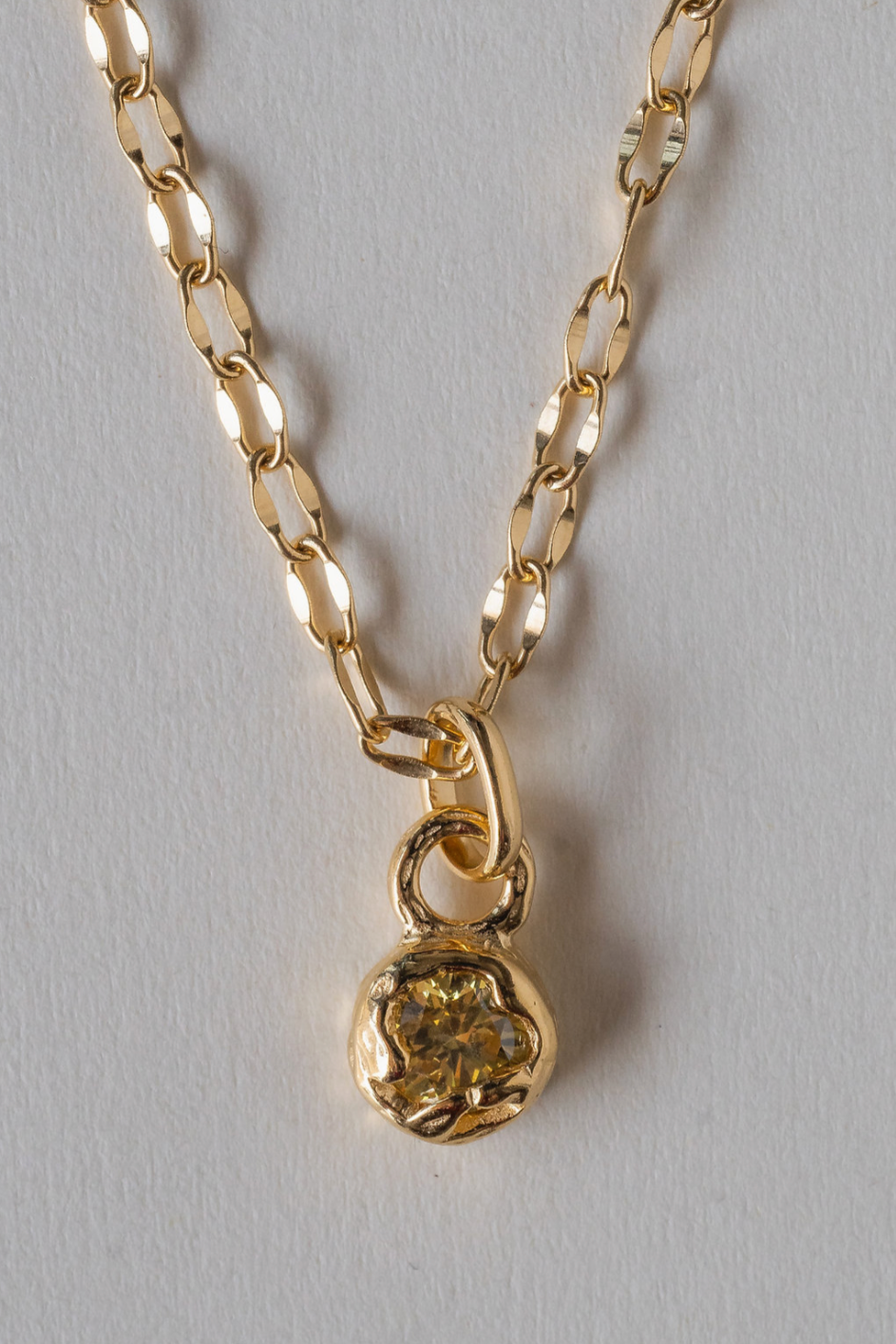 Mila necklace gold