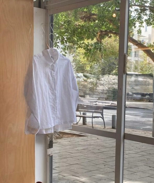 מכופתרת יפן - פשתן